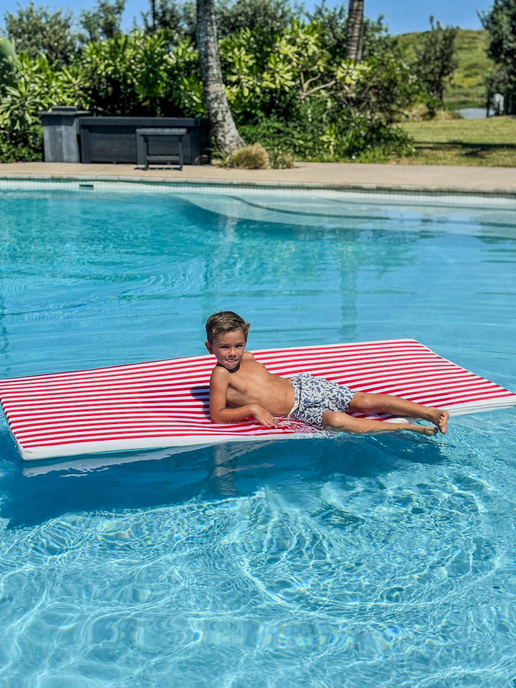 Float Haus Pool Floating mat